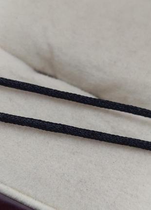 Шнурок чорний зі срібною застібкою ювелірний тканинний на шию3 фото