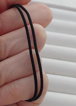 Шнурок чорний зі срібною застібкою ювелірний тканинний на шию5 фото