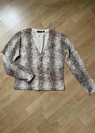 Тонкий стильний джемпер розмір l