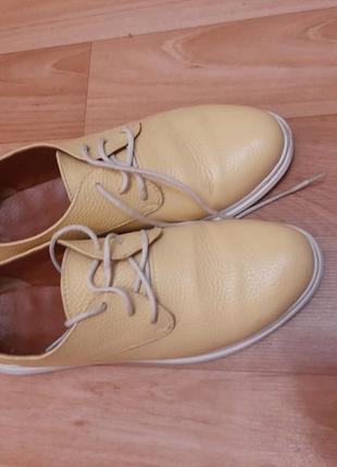 Туфли на завязочках