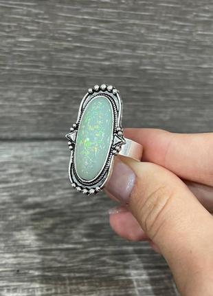 Стильное кольцо "зеленый крупный перламутр в серебристой оправе" - оригинальный подарок девушке4 фото