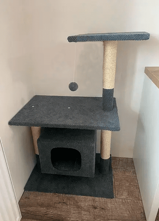 Кігтеточка/будиночок для котів "буржуй" сірого кольору