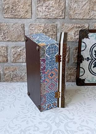 Стильная и яркая салфетница "азулежу"