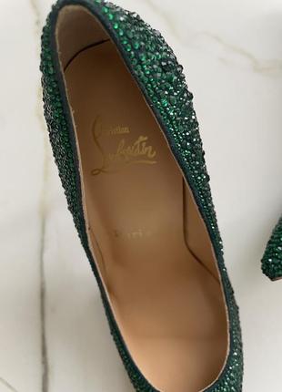 Туфлі лодочки christian louboutin зі стразами смарагдового кольору