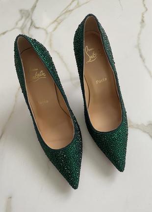 Туфлі лодочки christian louboutin зі стразами смарагдового кольору