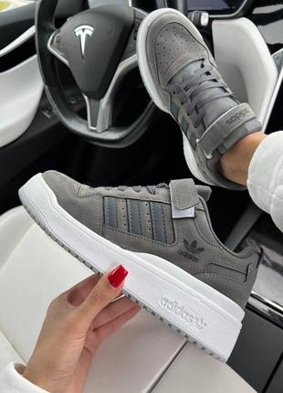 Женские кожаные кроссовки adidas forum low 84 white grey адидас форум