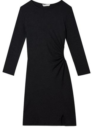 Коротке трикотажне плаття stradivarius розмір s-xs з вирізом чорне маленьке
