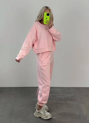 Женский спортивный костюм nike