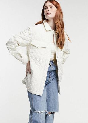 Женская куртка бежевая bershka