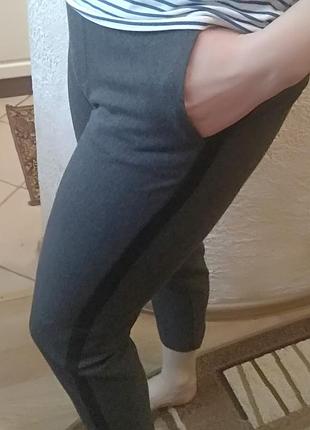 Укороченные брюки с лампасами zara