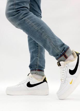 Зимові шкіряні кросівки  nike air force  low white winter (найк аир форс білі на хутрі чоловічі та жіночі)9 фото