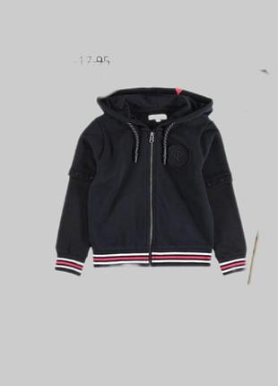 Толстовка с капюшоном