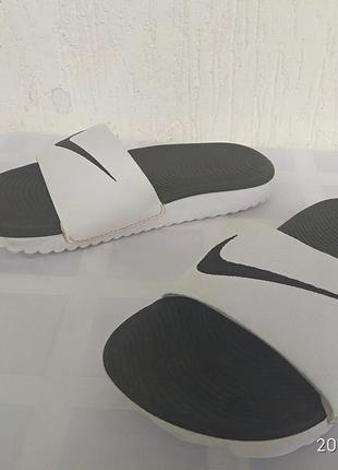 Шлепки nike р.28-29