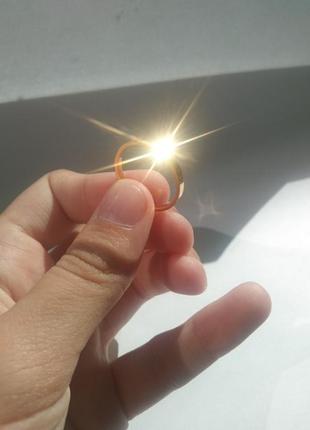Кольцо металическое золотого цвета2 фото