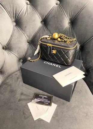 Знову в наявності шкіряна брендова сумка в стилі chanel vanity case