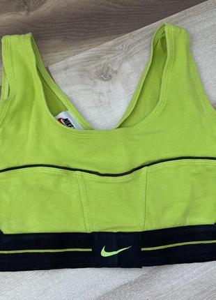 Топ  nike