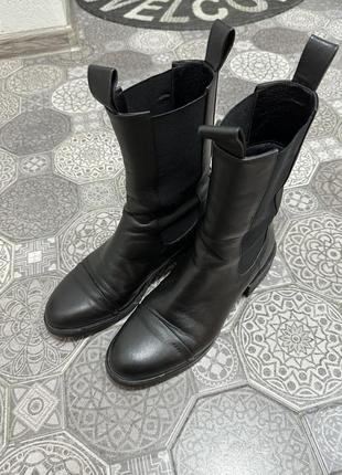 Ботинки кожаные estro