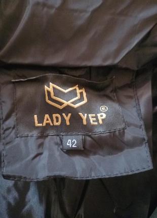 Шикарная куртка еврозима, желто голубые цветы