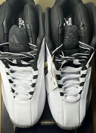 Новые баскетбольные кроссовки
adidas kobe bryant crazy 1 ‘stormtrooper’
gy3810 баскетбол9 фото