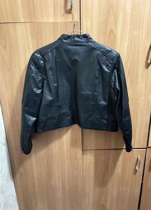 Кожаный укороченный пиджак3 фото