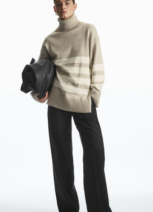 Шикарний светр від бренду cos. оригінал із іспанії