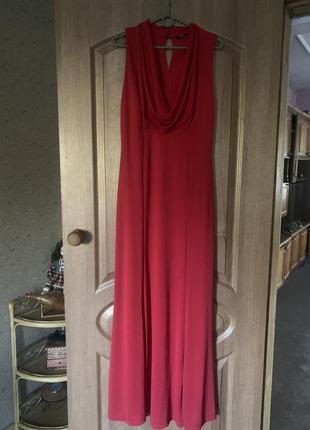 Вечірнє  червоне плаття