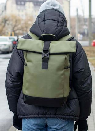 Чоловічий рюкзак rolltop з екошкіри зелений з кишенею для ноутбука роллтоп міський місткий3 фото