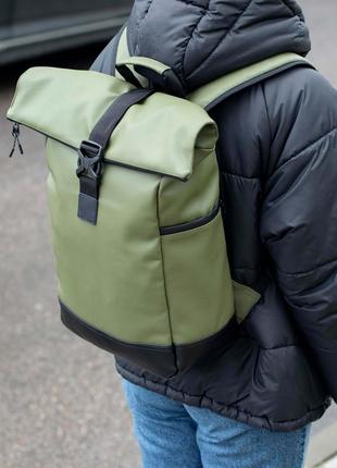 Чоловічий рюкзак rolltop з екошкіри зелений з кишенею для ноутбука роллтоп міський місткий5 фото