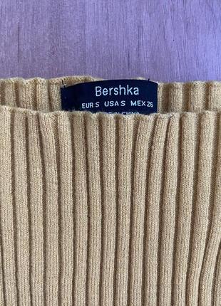 Кофта с вырезом bershka2 фото