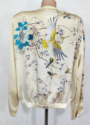 Курточка ветровка бежевый цветочный принт3 фото
