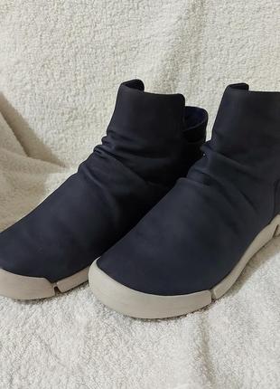 Ботинки сапоги clarks trigenic 38p синие кожа