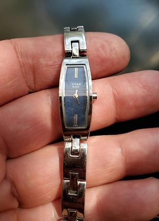 Titan raga кварцевые женские часы, индия
