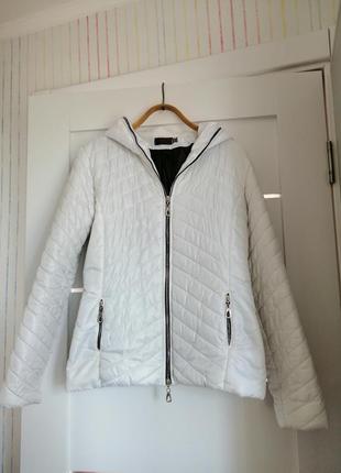 Стёганая куртка женская