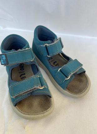 Босоніжки на хлопчика