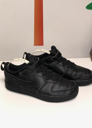 Кросівки дитячі nike court borough р.33,5