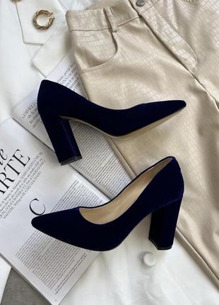 Синие велюровые туфли