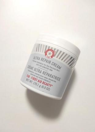 Увлажняющий крем для лица first aid beauty ultra repair