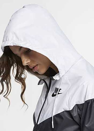 Куртка nike sportswear windrunner black  cn6910-011