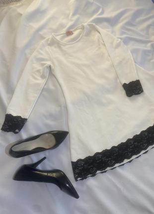 Белое платье с черным гипюром4 фото