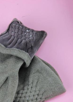 Женские велюровые перчатки на меху с резиновой вставкой осень-зима размер m бежевый3 фото