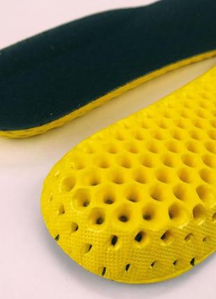 Стельки спортивные амортизирующие honeycomb 35-40 р (22 - 26 см) черній7 фото