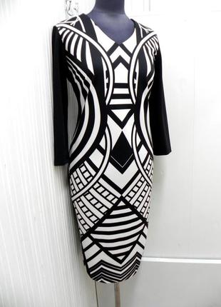 Стильное трикотажное платье  л-хл