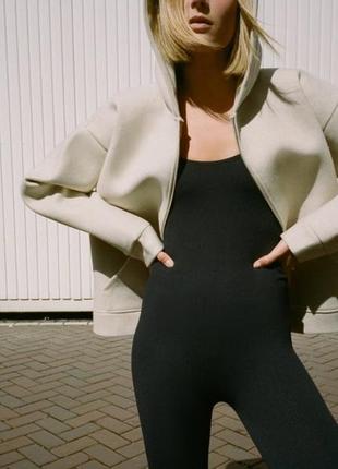 Стильная новинка new zara мягкая куртка бомбер с неопреновым эффектом зоп худи зара
