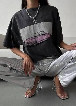 Крута подовжена футболка-туніка графіт варьонка туреччина з принтом мікі,машина рожева♥️2 фото