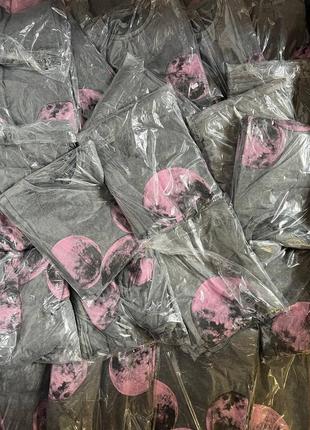 Крутая удлиненная футболка-туника графит варенка турченчина с принтом мики,машина розовая,california♥️8 фото