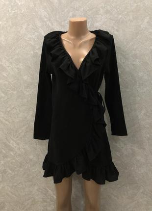 Плаття на запах з воланами розмір 8-10