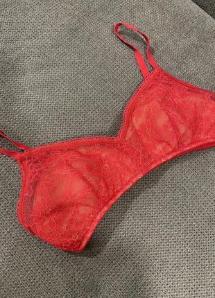 Бюстгальтер красный