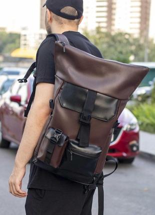 Мужской рюкзак ролл топ с отделением под ноутбук из экокожи коричневый rolltop большой городской6 фото