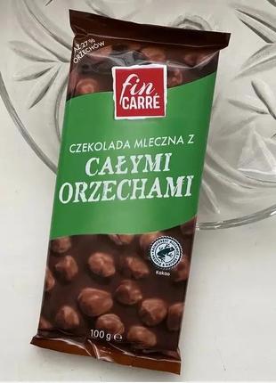 Шоколад молочний fin carre з цілісним лісовим горіхом (фундук), 100 г, (27% горіхів)