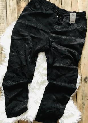 Новые жаккардовые брюки в узоры большой размер